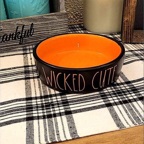 Rae Dunn " Wicked Cute" pet bowl!! Halloween π π»